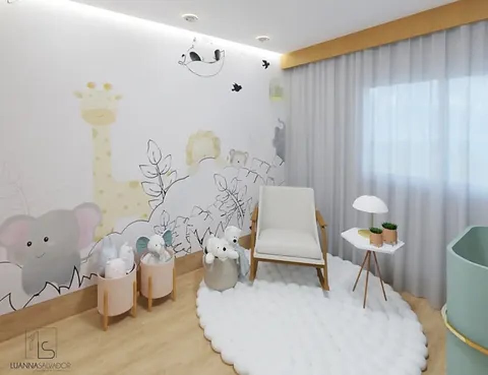 Quarto infantil — Cantinho de amamentação com poltrona, tapete e iluminação suave.